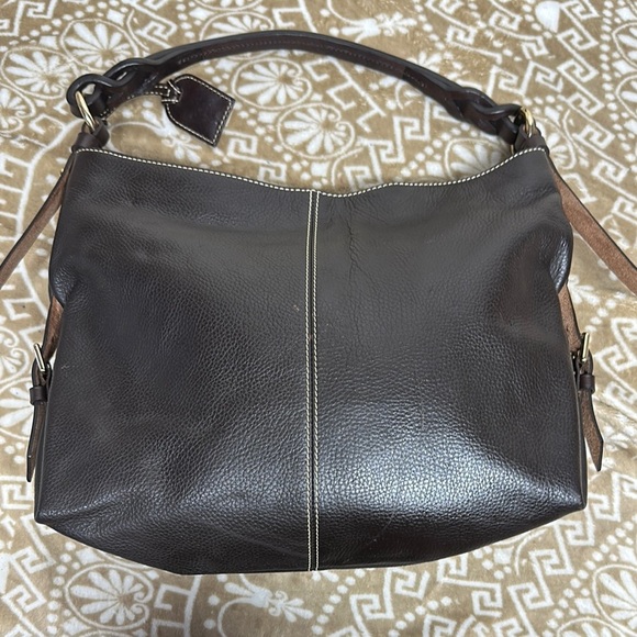 Dooney & Bourke Brown Leather Hobo Bag with Slouchy Design - Picture 3 of 16